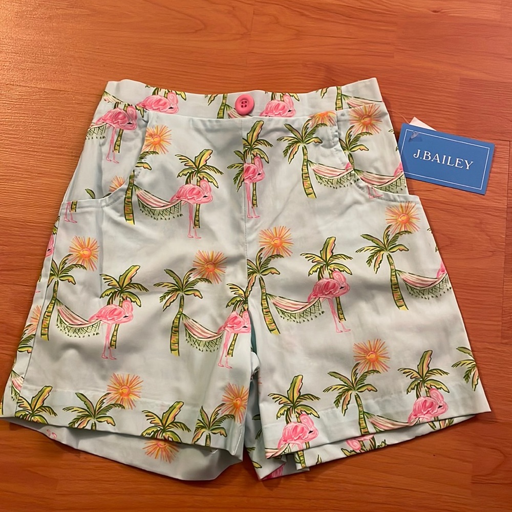 NWT J. Bailey high waisted shorts, flamingo print. Size 12